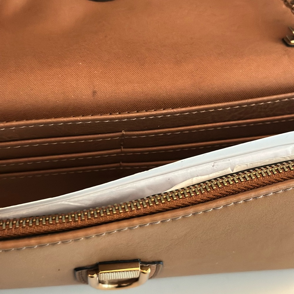 NWT FOSSIL CROSSBODY - Picture 6 of 11